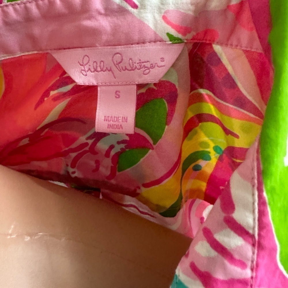 Lilly Pulitzer Captiva Tunic in All Nighter size sm. - Picture 3 of 7